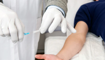 Local anaesthesia for skin cancer medicine