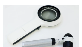 Introduction to the Dermatoscope